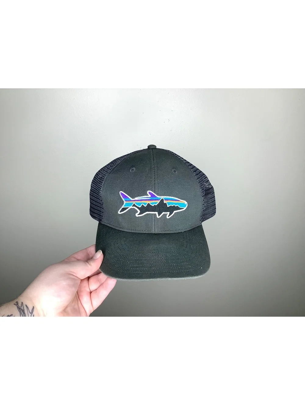 < Patagonia Fitz Roy Embroidered Trout Trucker Hat >